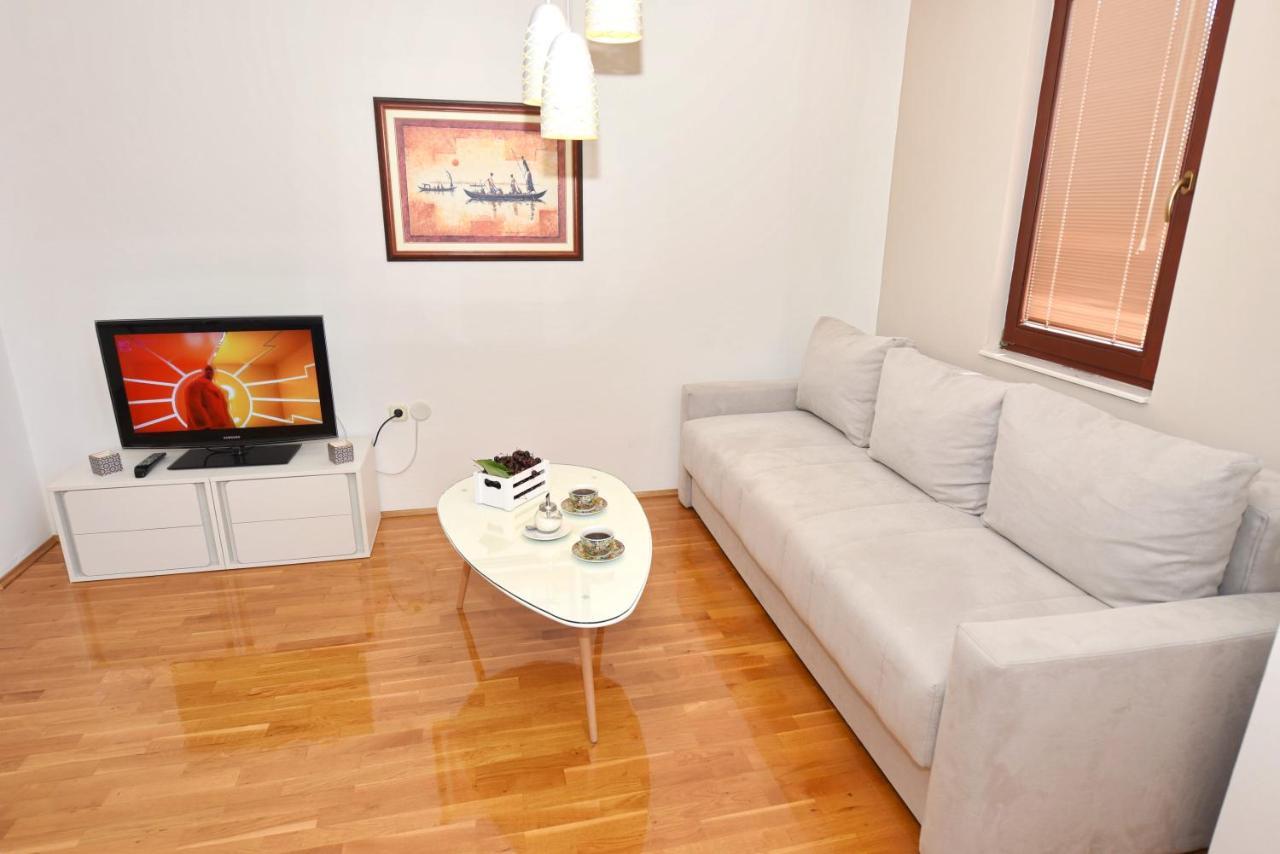 Si Apartments Ohrid With Free Parking Esterno foto