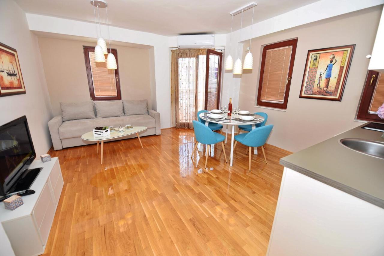 Si Apartments Ohrid With Free Parking Esterno foto