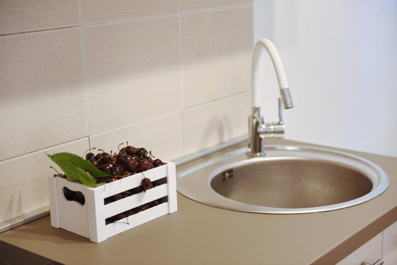 Si Apartments Ohrid With Free Parking Esterno foto