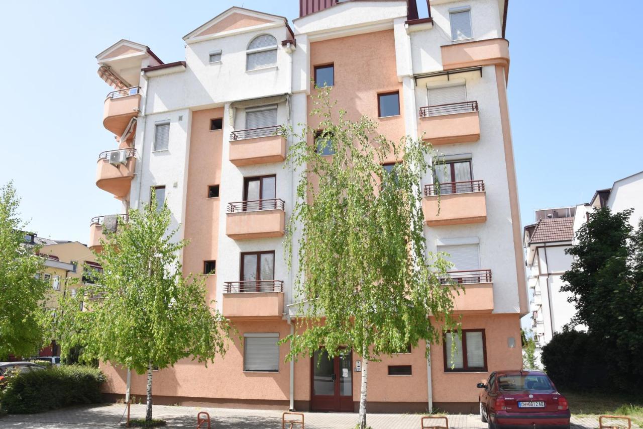 Si Apartments Ohrid With Free Parking Esterno foto